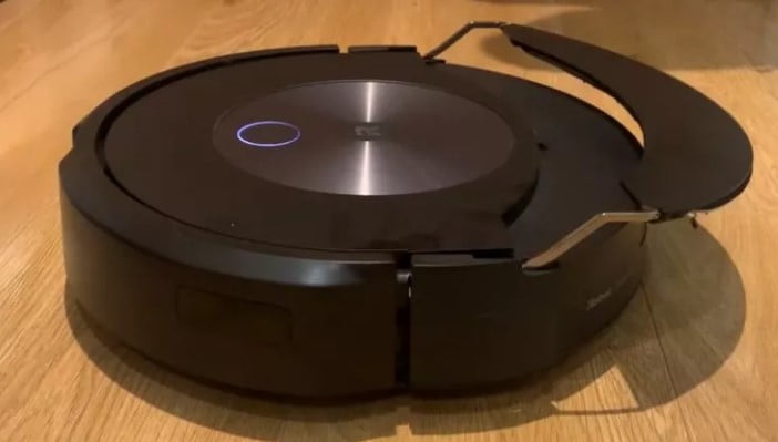 What is iRobot Roomba Combo J7 Plus robot vacuums?