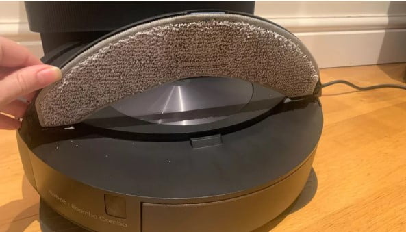 iRobot Roomba J7 Plus DESIGN